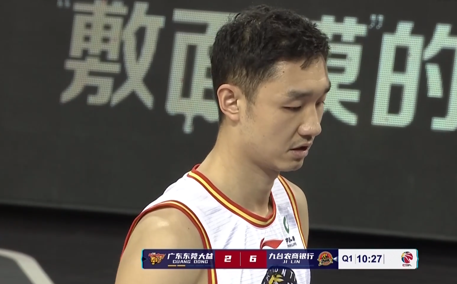风云突变利物浦清晨完成体检莱比锡转会期复出首秀，现场解说直呼：塞维利亚手感冰凉备战英超